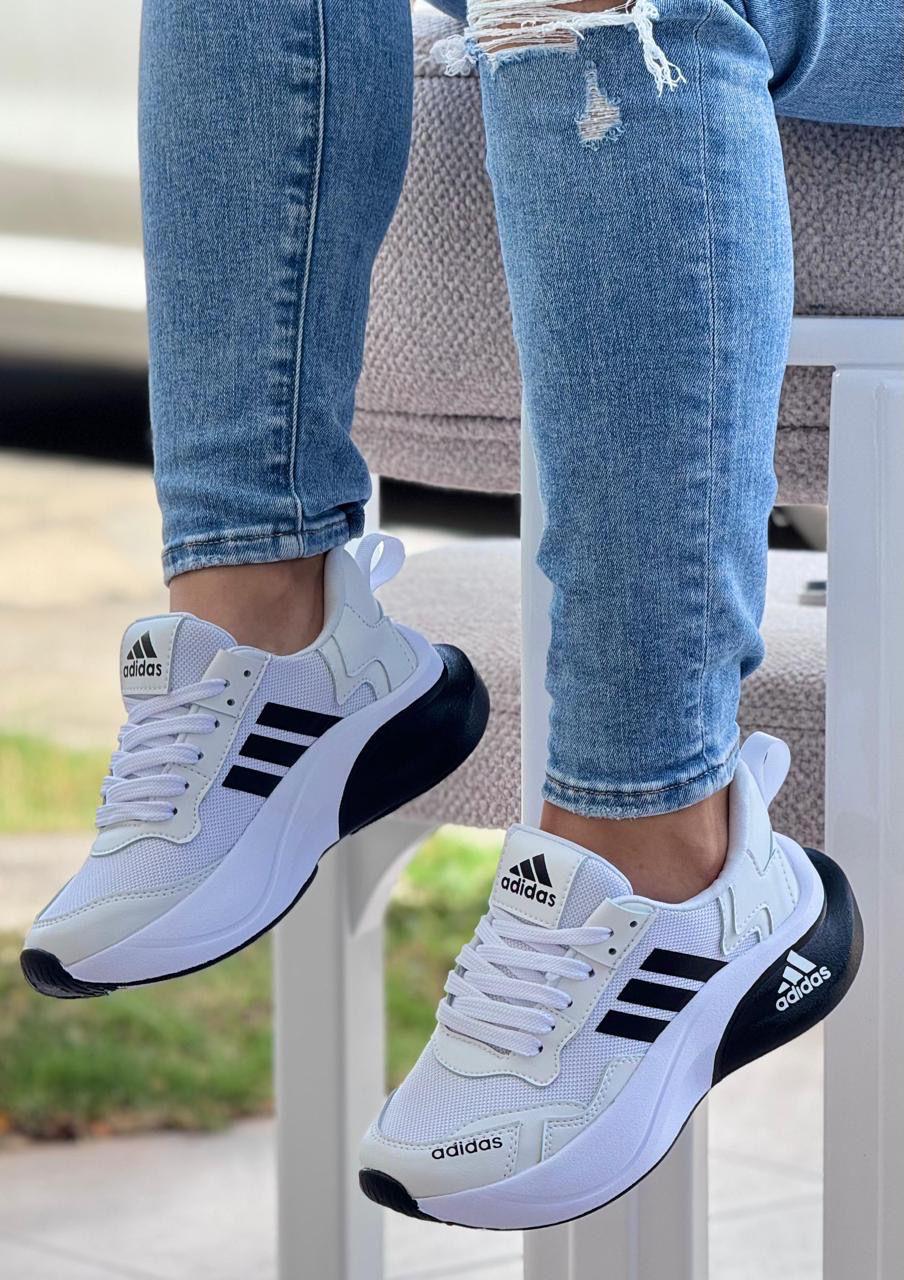 Tenis Nike Bounce Dama – Deportivos Ligeros y Cómodos para Entrenar y Uso Diario