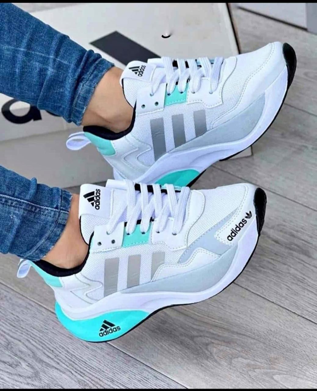 Tenis Nike Bounce Dama – Deportivos Ligeros y Cómodos para Entrenar y Uso Diario